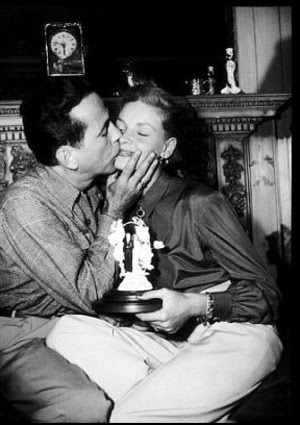 Bogie_and_Bacall1.jpg image