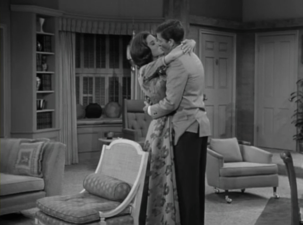 After speaking to Rob's Italian alter-ego on the phone, Laura starts acting super-romantic. (Screen capture by Lindsey for TMP)