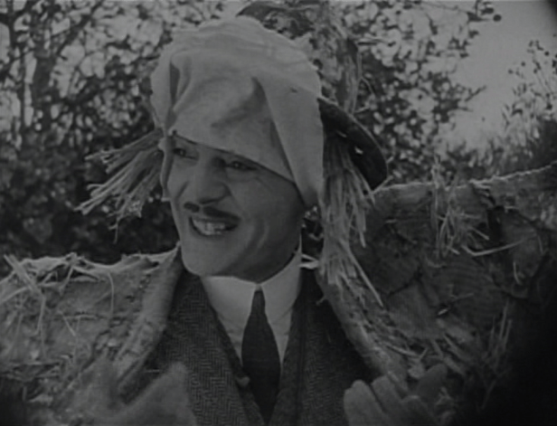 (Screen capture by Lindsey for TMP)