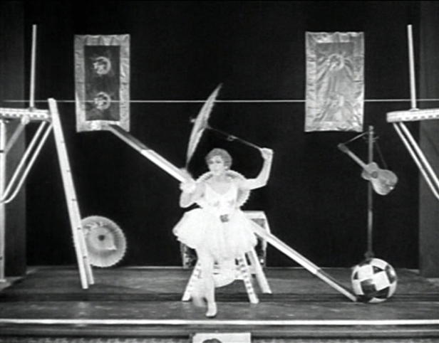 (Screen capture by Lindsey for TMP)