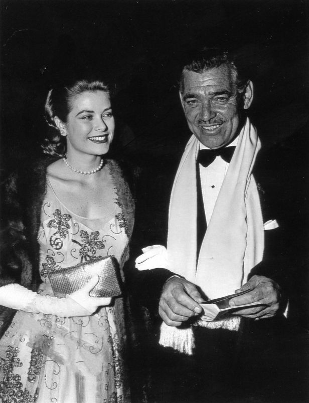 Grace and Gable look like a happy pair at the 26th Academy Awards. (Image via Grace and Family)