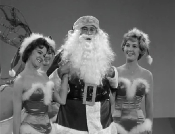 Alan Brady dresses as Santa for the annual Christmas special. (Screen capture by Lindsey for TMP)