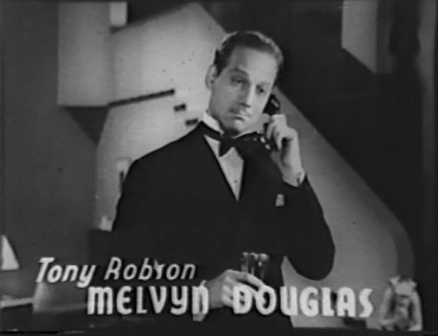 (Screen captures by Lindsey for TMP)