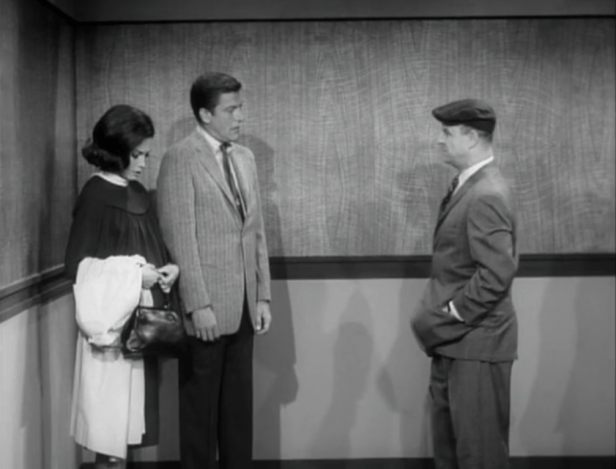 Don Rickles: elevator mugger! (Screen capture by Lindsey for TMP)
