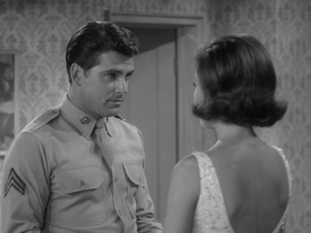 Rice wins a date with Laura in a raffle, and despite her relationship with Rob, she agrees to go on a second date with him. (Screen capture by Lindsey for TMP)